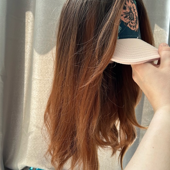 ✨Chelsey Smith Rubie 👑- Copper Brunette - Picture 5 of 10